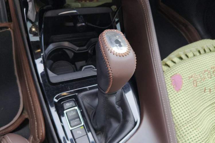 Used BMW X1 2016 sDrive18Li Luxury Model Gear Lever
