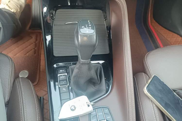 Used BMW X1 2016 sDrive20Li Luxury Model Gear Lever