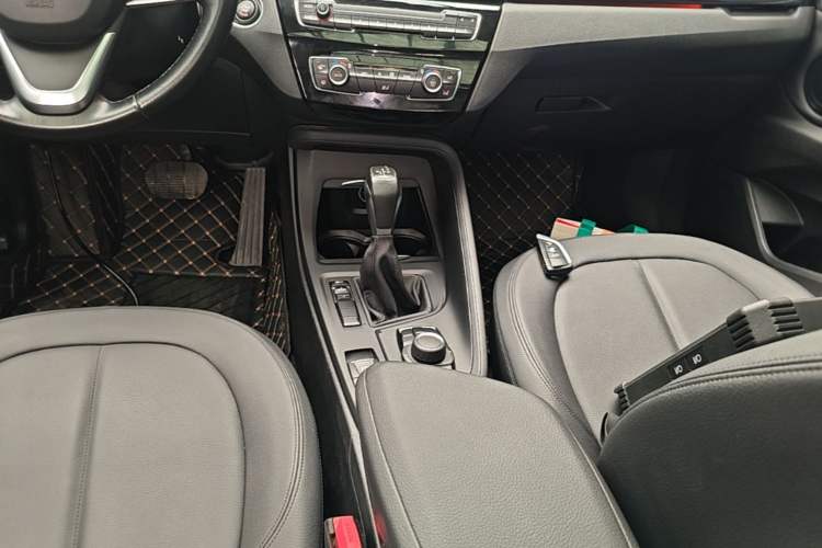 Used BMW X1 2016 sDrive18Li Fashion Model Gear Lever