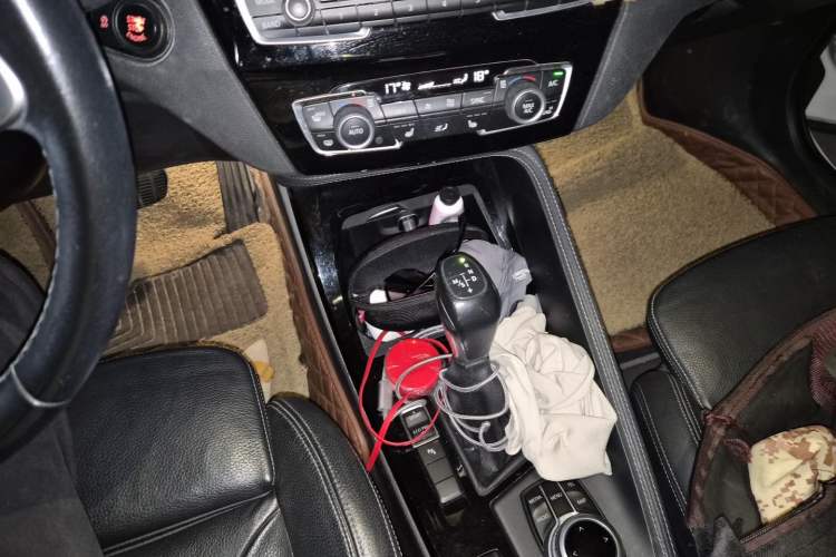Used BMW X1 2016 sDrive20Li Luxury Model Gear Lever