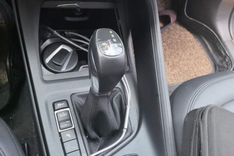 Used BMW X1 2016 sDrive18Li Premium Edition Gear Lever