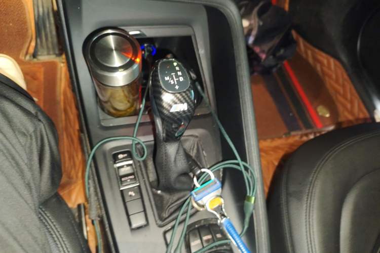 Used BMW X1 2016 sDrive18Li Premium Edition Gear Lever