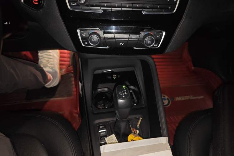 Used BMW X1 2016 sDrive18Li Fashion Model Gear Lever