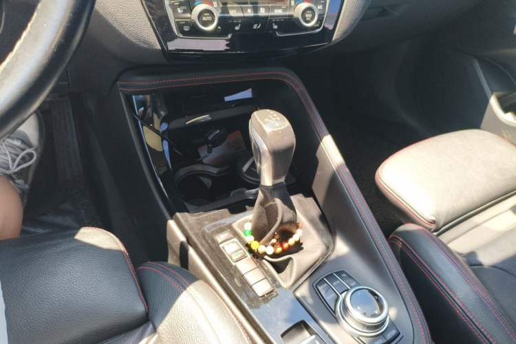 Used BMW X1 2016 sDrive20Li Luxury Model Gear Lever