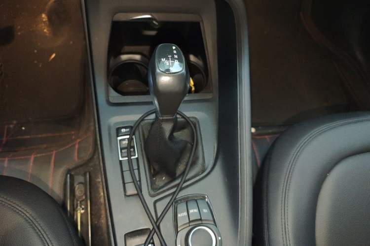 Used BMW X1 2016 sDrive18Li Fashion Model Gear Lever