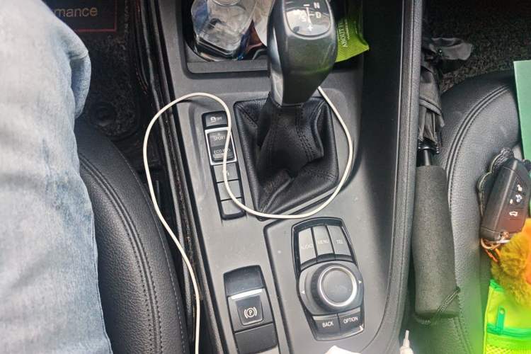 Used BMW X1 2016 sDrive18Li Premium Edition Gear Lever