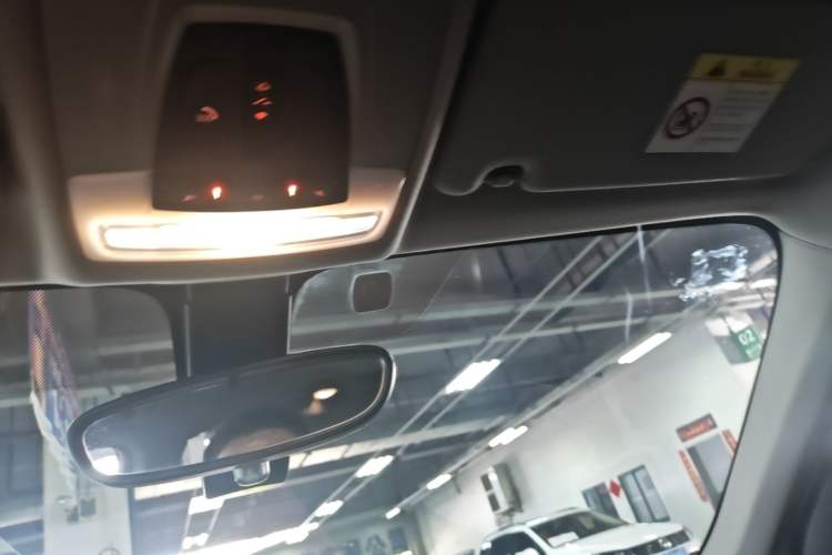 Used BMW X1 2016 xDrive20Li Luxury Model Headliner