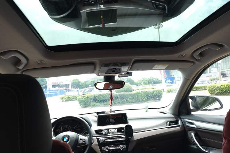 Used BMW X1 2016 sDrive20Li Luxury Model Headliner