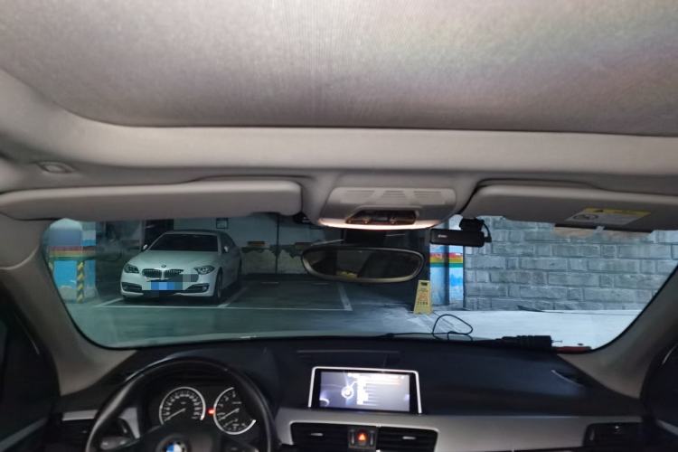 Used BMW X1 2016 sDrive18Li Premium Edition Headliner