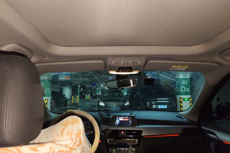 Used BMW X1 2016 sDrive18Li Premium Edition Headliner