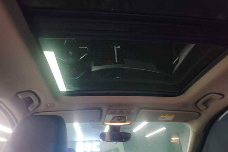 Used BMW X1 2016 sDrive18Li Premium Edition Headliner