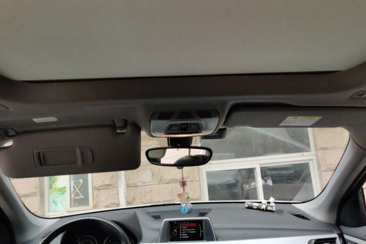 Used BMW X1 2016 sDrive18Li Premium Edition Headliner