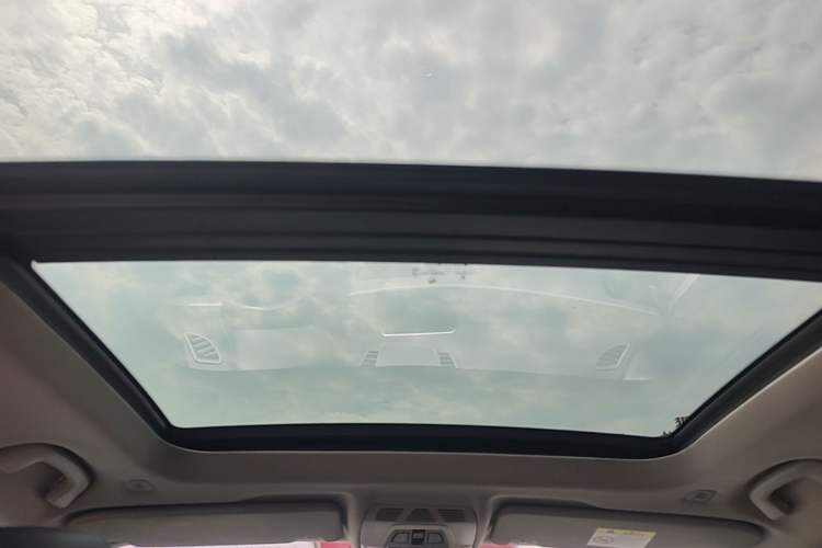 Used BMW X1 2016 sDrive18Li Fashion Model Headliner