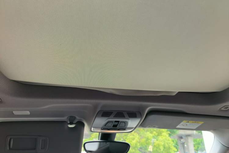 Used BMW X1 2016 sDrive20Li Luxury Model Headliner