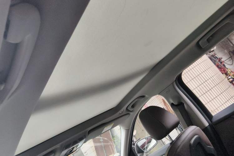 Used BMW X1 2016 sDrive18Li Luxury Model Headliner