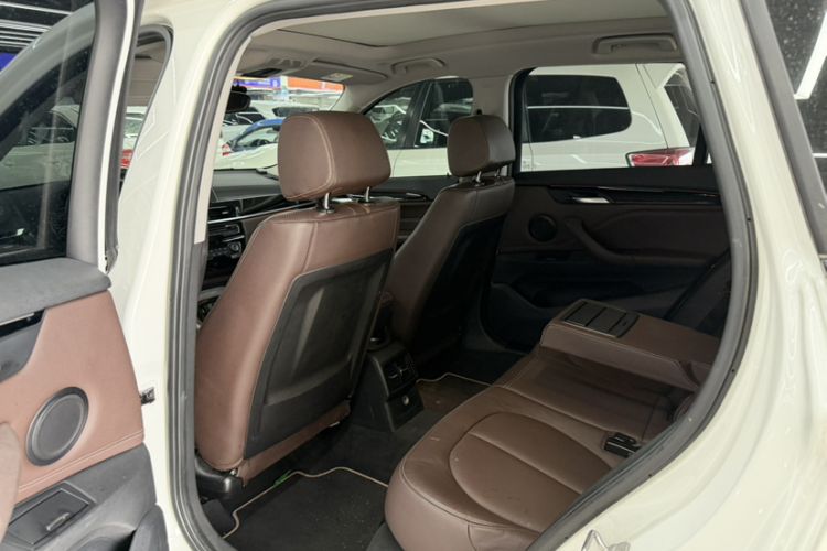 Used BMW X1 2016 sDrive20Li Luxury Model Interior 1
