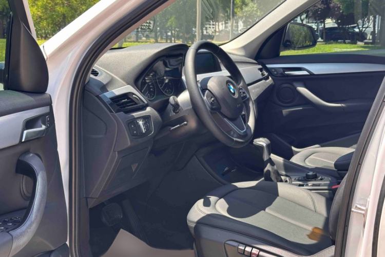Used BMW X1 2016 sDrive18Li Fashion Model Interior 1