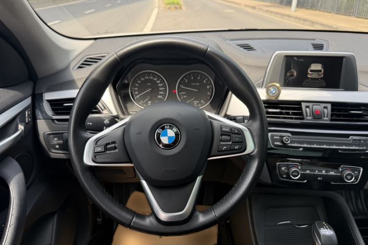 Used BMW X1 2016 sDrive18Li Fashion Model Interior 1