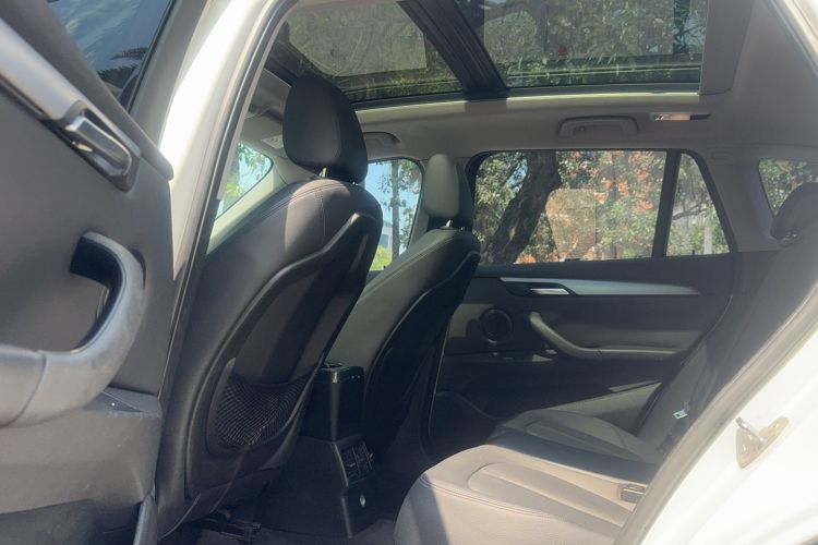 Used BMW X1 2016 sDrive18Li Premium Edition Interior 1