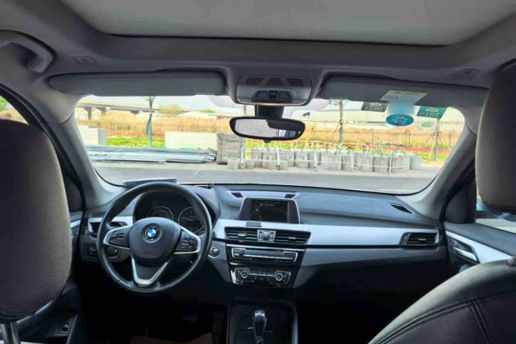 Used BMW X1 2016 sDrive18Li Premium Edition Interior 1