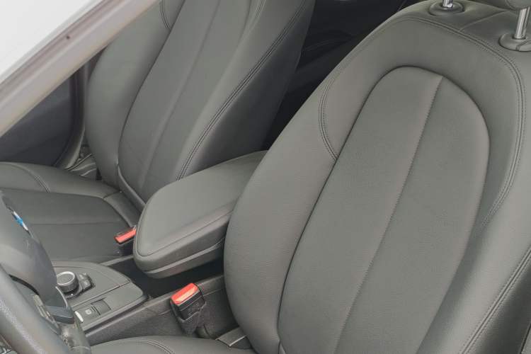 Used BMW X1 2016 sDrive18Li Fashion Model Interior 11