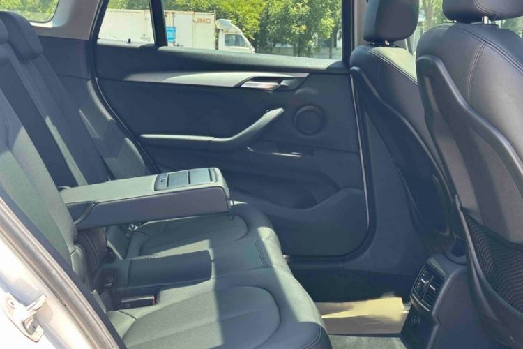 Used BMW X1 2016 sDrive18Li Fashion Model Interior 2