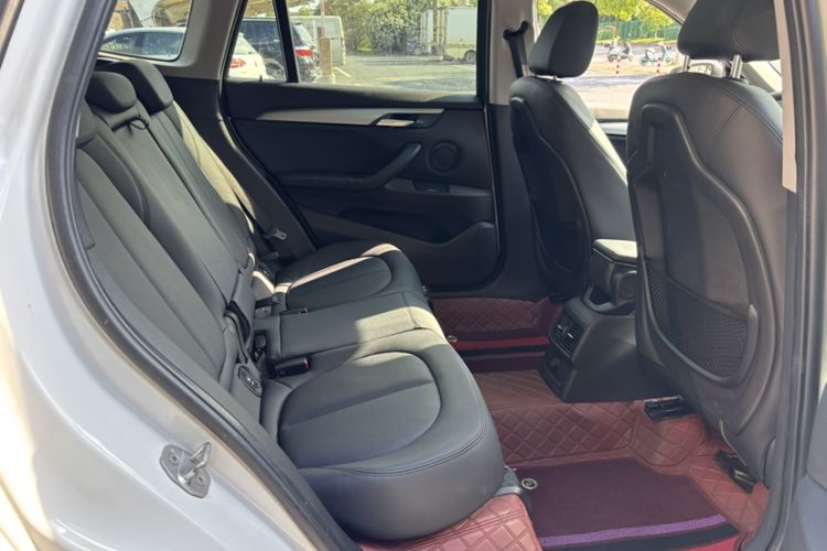 Used BMW X1 2016 sDrive18Li Premium Edition Interior 2