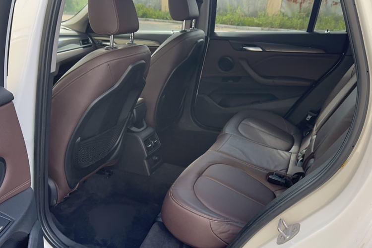 Used BMW X1 2016 sDrive20Li Luxury Model Interior 2