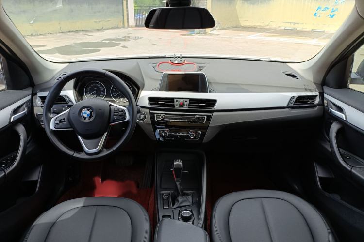Used BMW X1 2016 sDrive18Li Fashion Model Interior 2