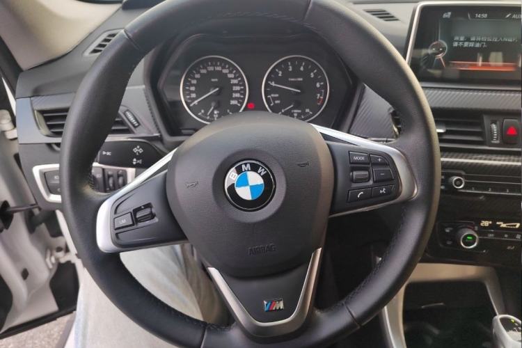 Used BMW X1 2016 sDrive18Li Fashion Model Interior 2