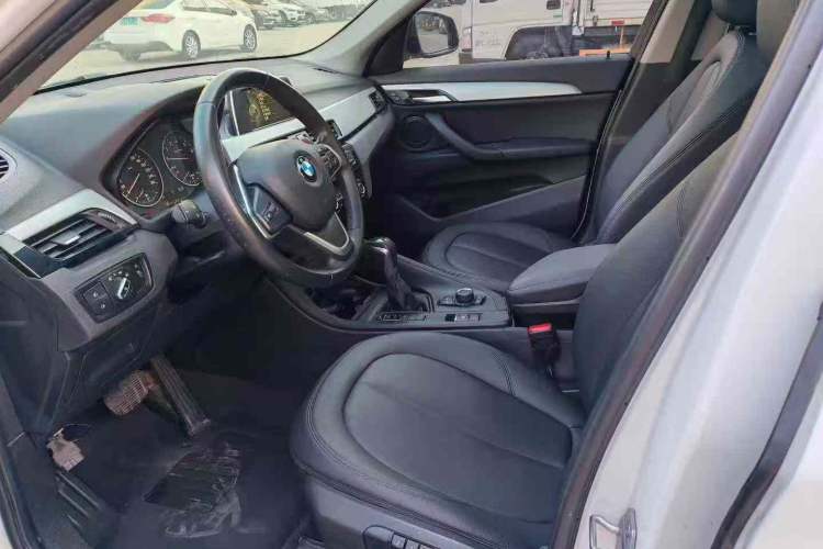 Used BMW X1 2016 sDrive18Li Premium Edition Interior 2