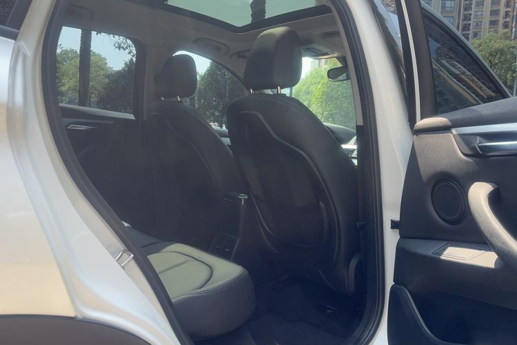Used BMW X1 2016 sDrive18Li Premium Edition Interior 2