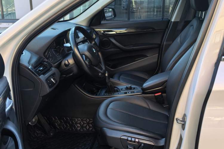 Used BMW X1 2016 sDrive18Li Premium Edition Interior 2