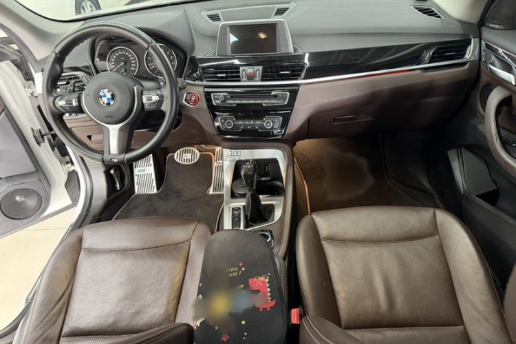 Used BMW X1 2016 sDrive20Li Luxury Model Interior 3