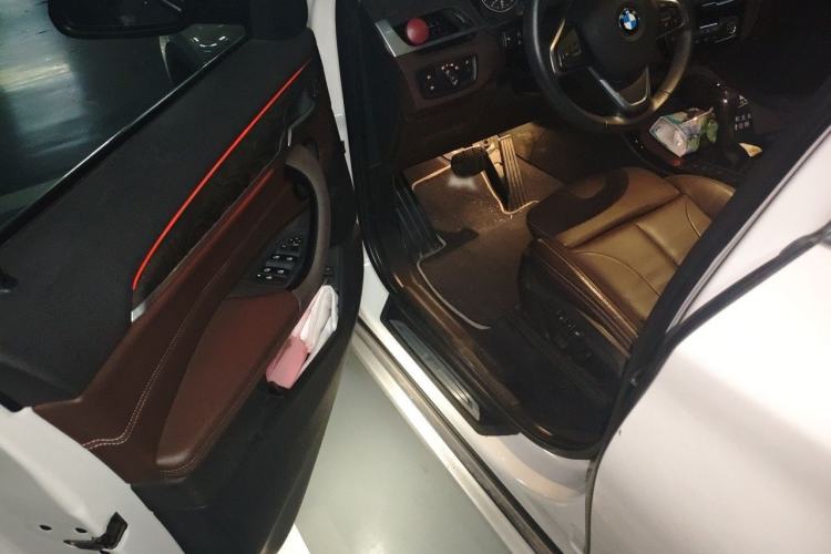 Used BMW X1 2016 sDrive20Li Luxury Model Interior 3