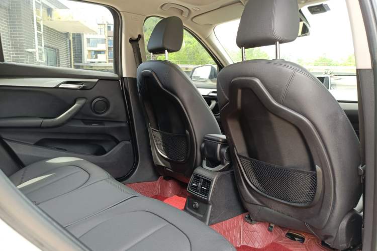 Used BMW X1 2016 sDrive18Li Fashion Model Interior 3