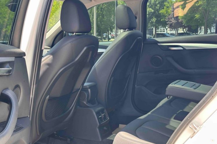 Used BMW X1 2016 sDrive18Li Fashion Model Interior 4