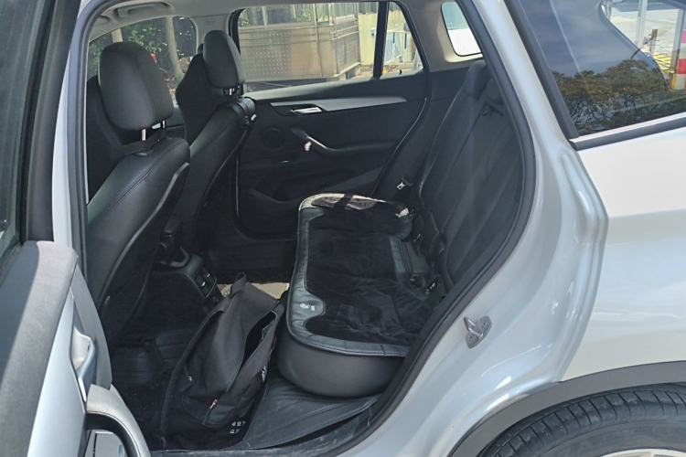 Used BMW X1 2016 sDrive18Li Fashion Model Interior 4