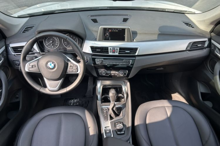Used BMW X1 2016 sDrive18Li Premium Edition Interior 4
