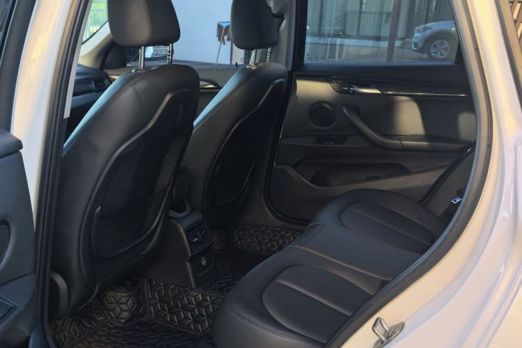Used BMW X1 2016 sDrive18Li Premium Edition Interior 4