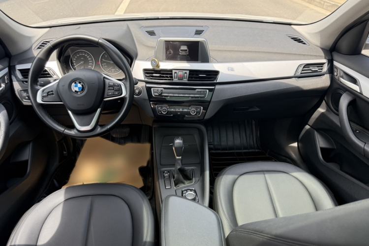 Used BMW X1 2016 sDrive18Li Fashion Model Interior 5