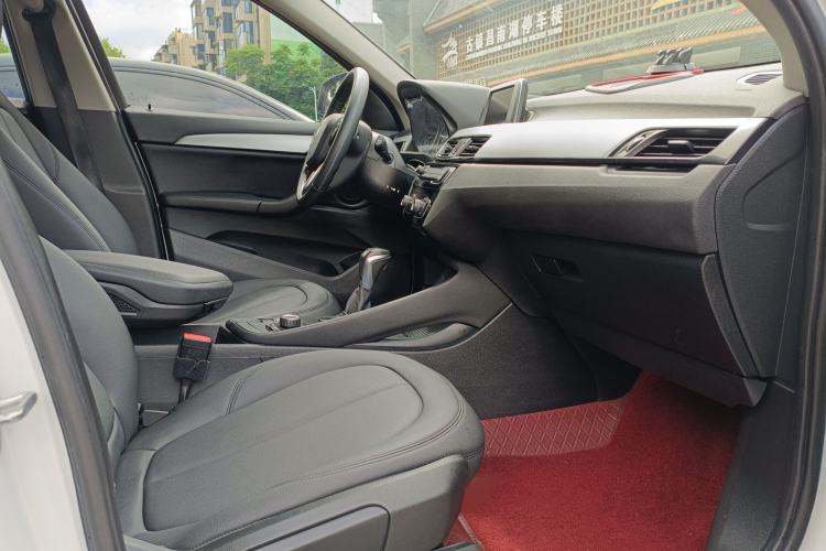 Used BMW X1 2016 sDrive18Li Fashion Model Interior 5