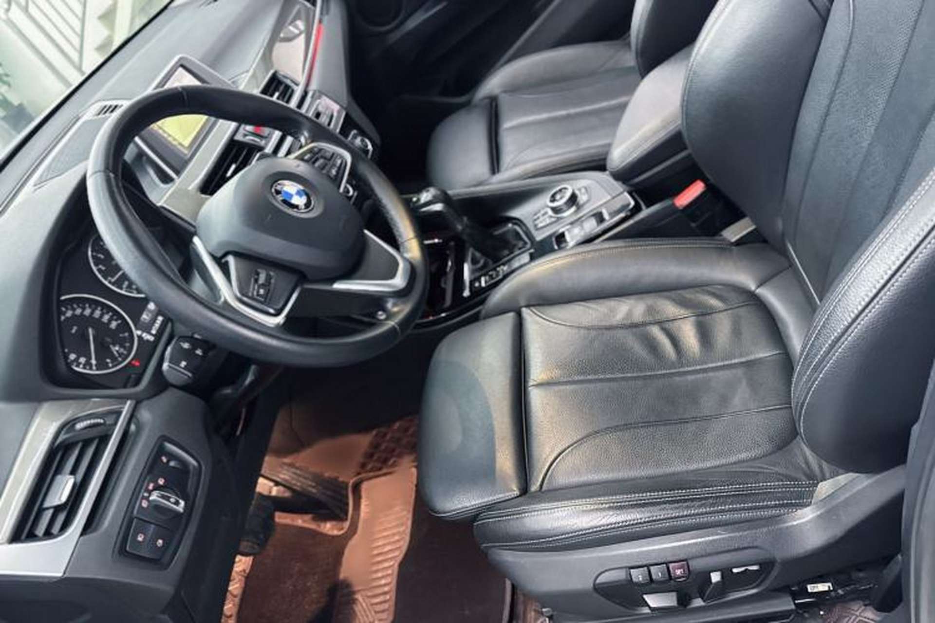 Used BMW X1 2016 sDrive20Li Luxury Model Interior 5