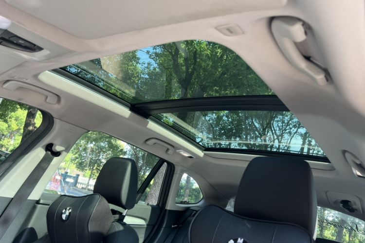 Used BMW X1 2016 sDrive18Li Premium Edition Interior 9