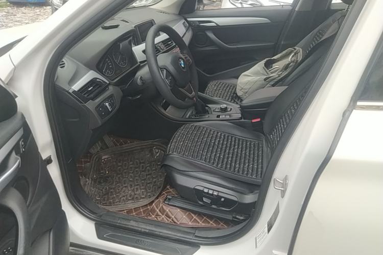 Used BMW X1 2016 sDrive18Li Fashion Model Left Front Seat