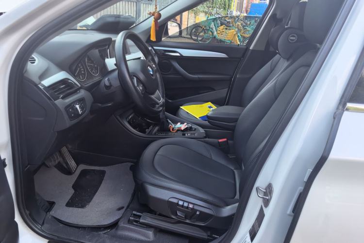 Used BMW X1 2016 sDrive18Li Fashion Model Left Front Seat