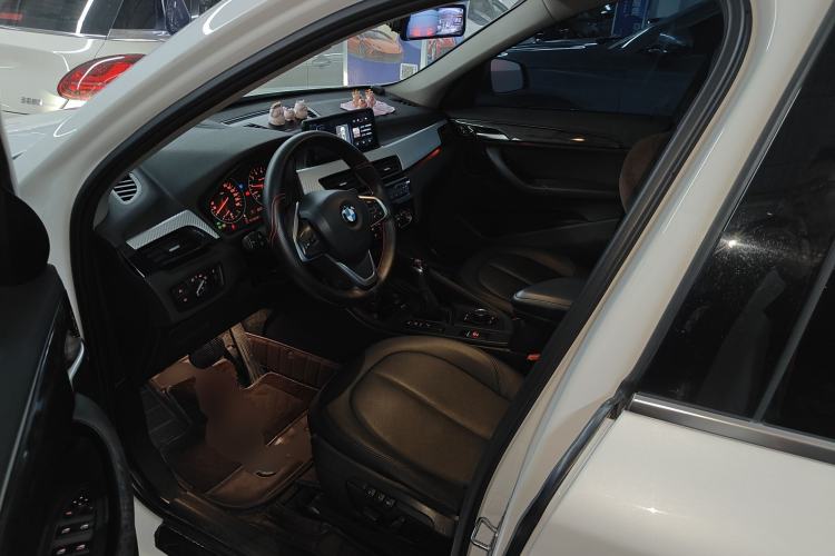 Used BMW X1 2016 sDrive18Li Premium Edition Left Front Seat