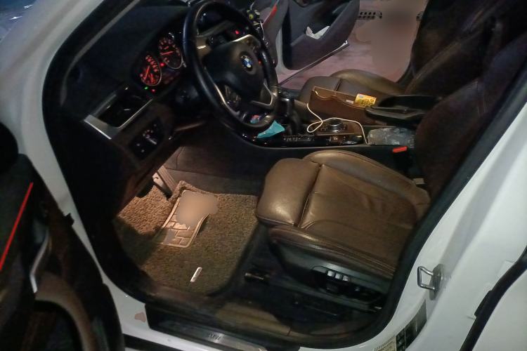 Used BMW X1 2016 xDrive20Li Luxury Model Left Front Seat