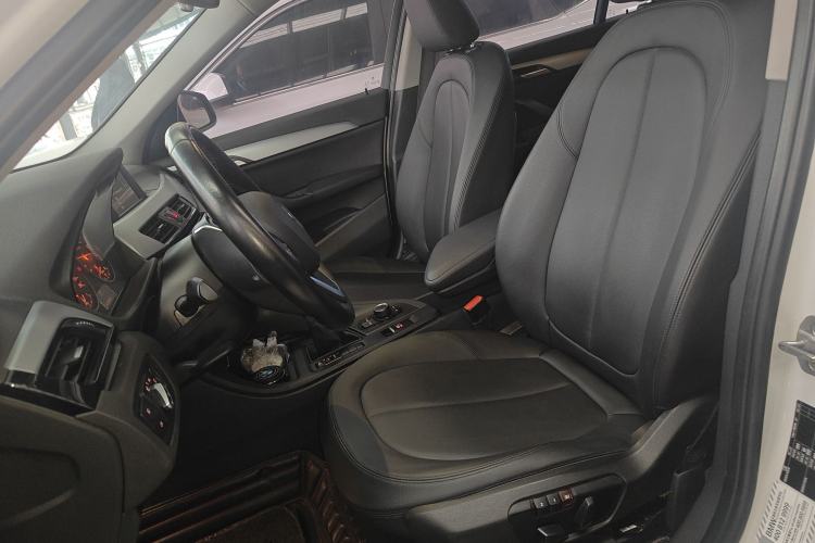 Used BMW X1 2016 sDrive18Li Fashion Model Left Front Seat