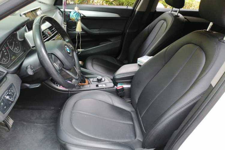 Used BMW X1 2016 sDrive18Li Fashion Model Left Front Seat